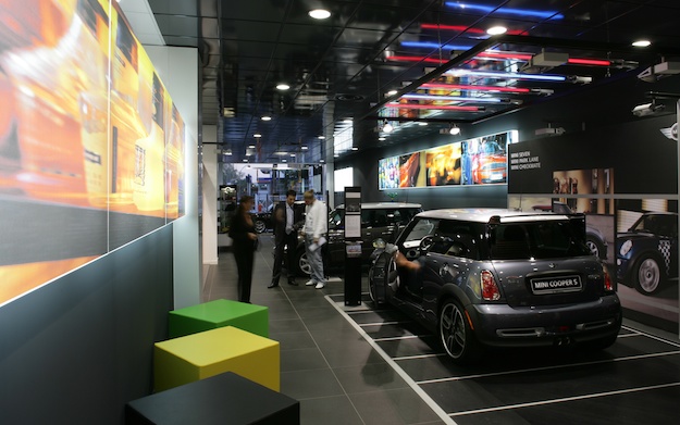 MINI Showroom_5
